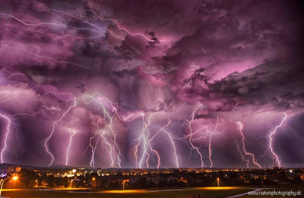 Foto: Búrka nad Martinom zo dňa 19.5.2015