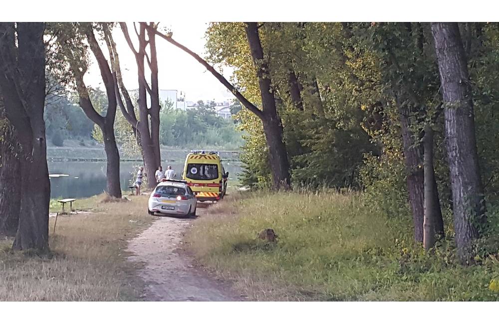 Foto: AKTUÁLNE: V rybníku pri žilinskom Vodnom diele sa mala topiť osoba