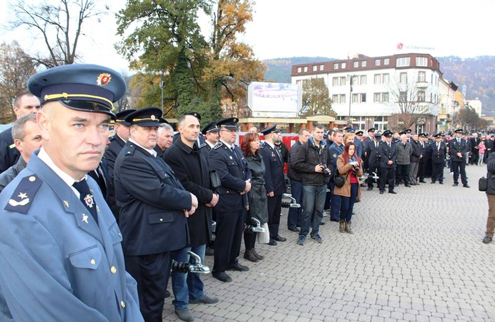 Foto: Dobrovoľný hasičský zbor v Brodne dostal protipovodňový balík prvej pomoci