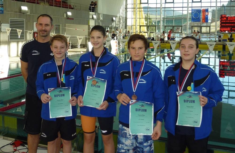 Foto: Päť majstrovských titulov putuje do Žiliny! Mladí plavci predviedli perfektný výkon