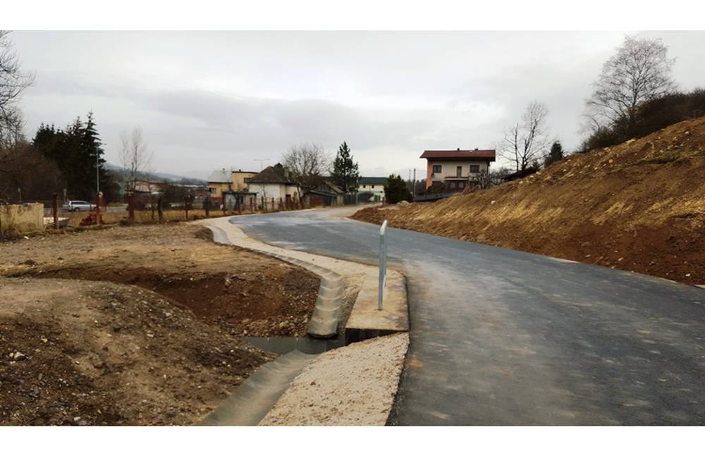 Foto: V Bytčici zrekonštruovali cestu, ktorá sa využívala pri výstavbe diaľnice