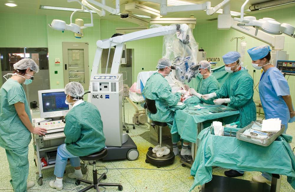 Foto: Chirurgické oddelenie v žilinskej nemocnici ako jedno z mála používa neurostimulátor