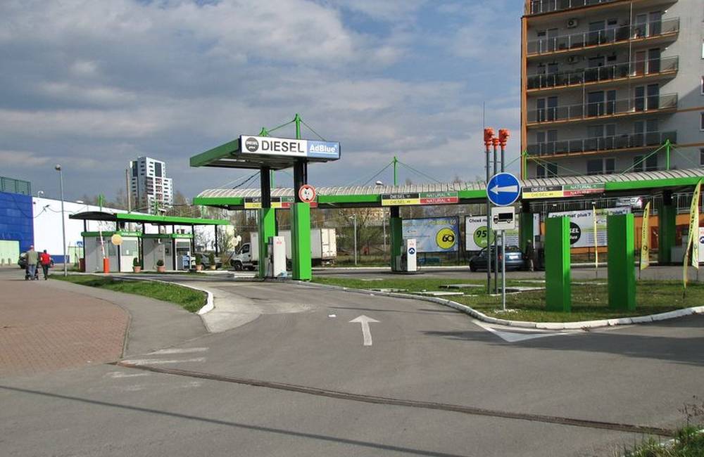 Foto: Čerpacej stanici na Vlčincoch zistili nekvalitné palivo
