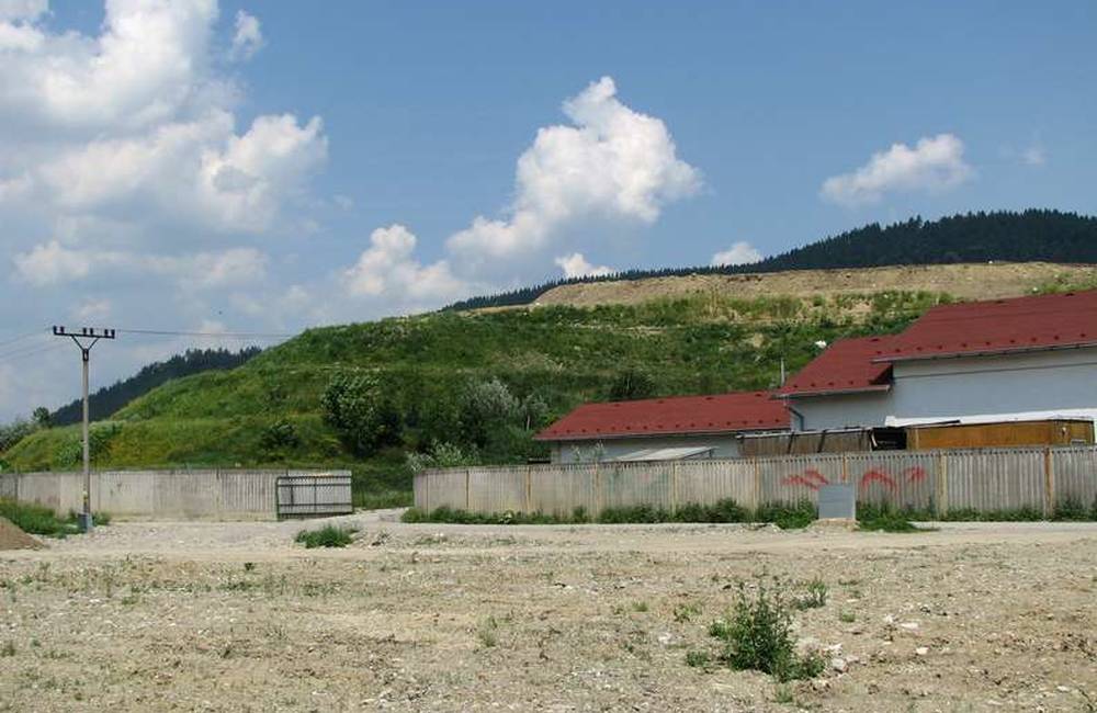 Foto: Európska komisia žaluje Slovensko pre skládku v Považskom Chlmci, žiada pokutu 939 tisíc eur