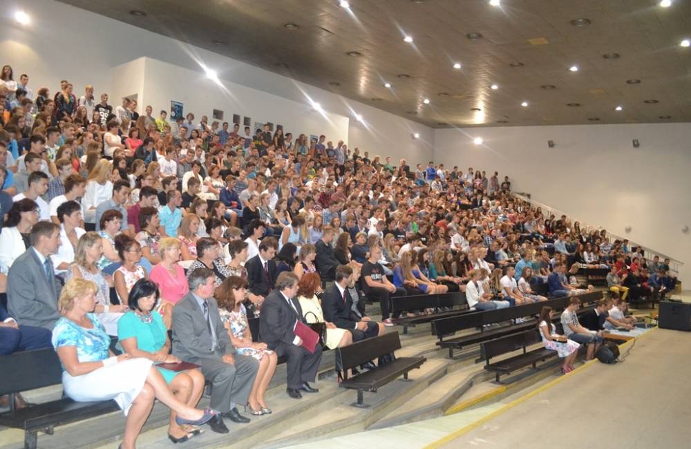 Foto: Do lavíc zasadne v septembri viac ako 24-tisíc stredoškolákov v Žilinskom kraji