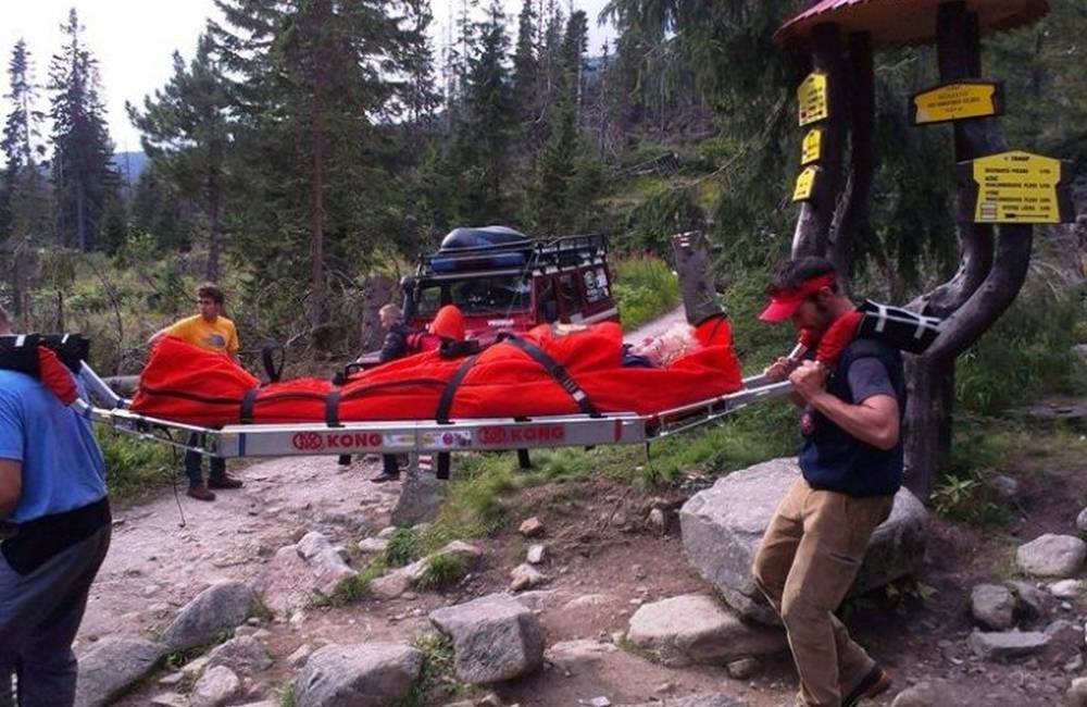 Foto: 66-ročný turista z Anglicka sa zranil v Malej Fatre, pomáhali mu horskí záchranári