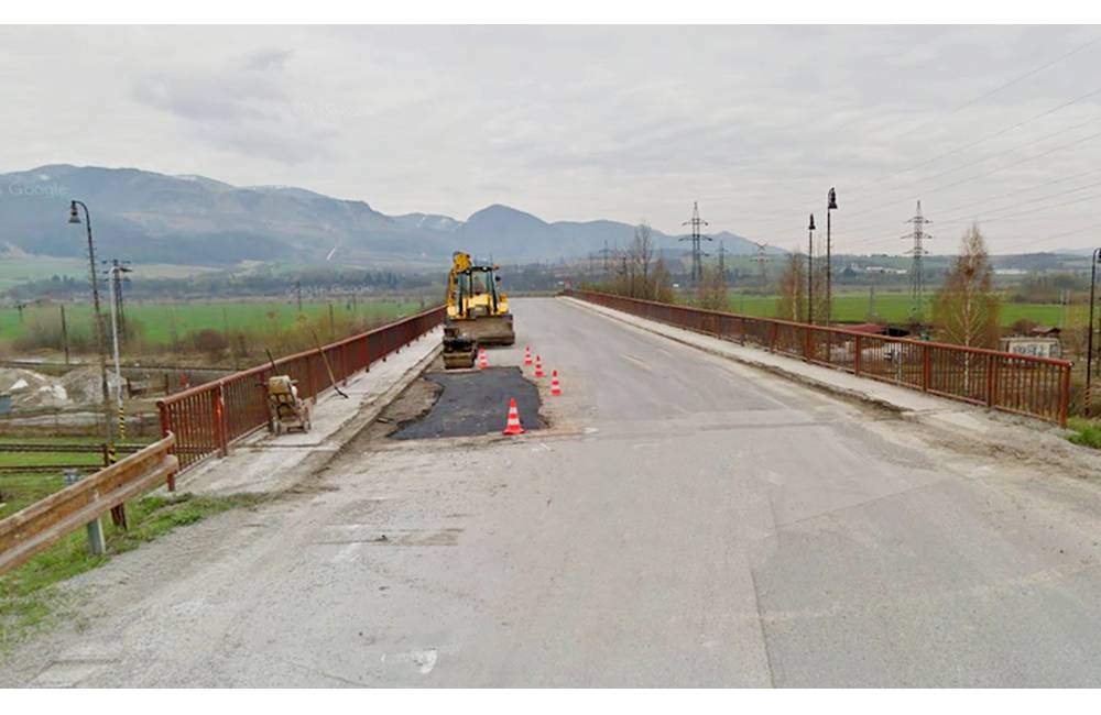 Rekonštrukcia starého mosta vo Varíne začne už zajtra, polícia informuje o uzávierke