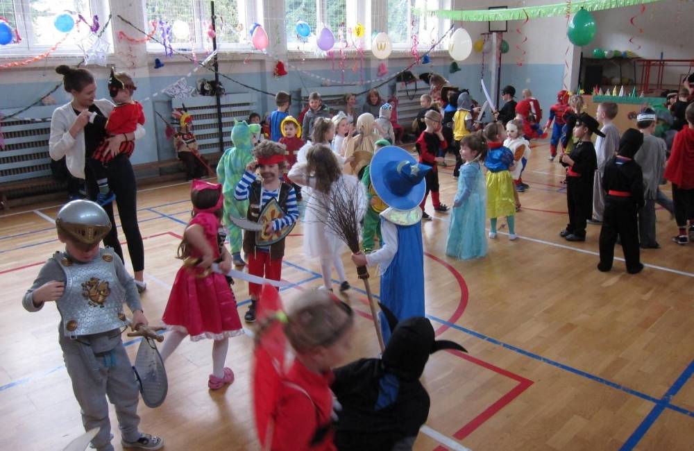 V Trnovom sa 24. februára zabávali deti na karnevale