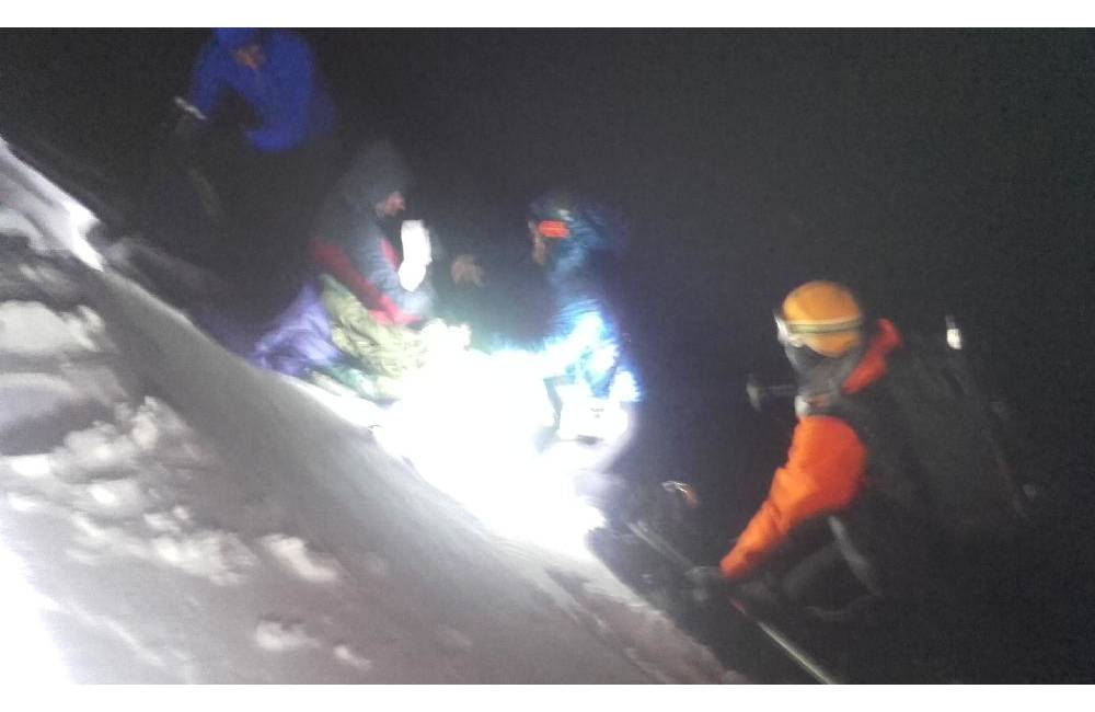 Foto: Dvojica mladých Čechov precenila sily v Malej Fatre, záchranári mimoriadne spustili lanovku