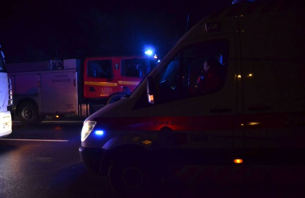 Foto: V noci došlo v Strážove k vážnej nehode, po ktorej v nemocnici zomrel 18-ročný Matej