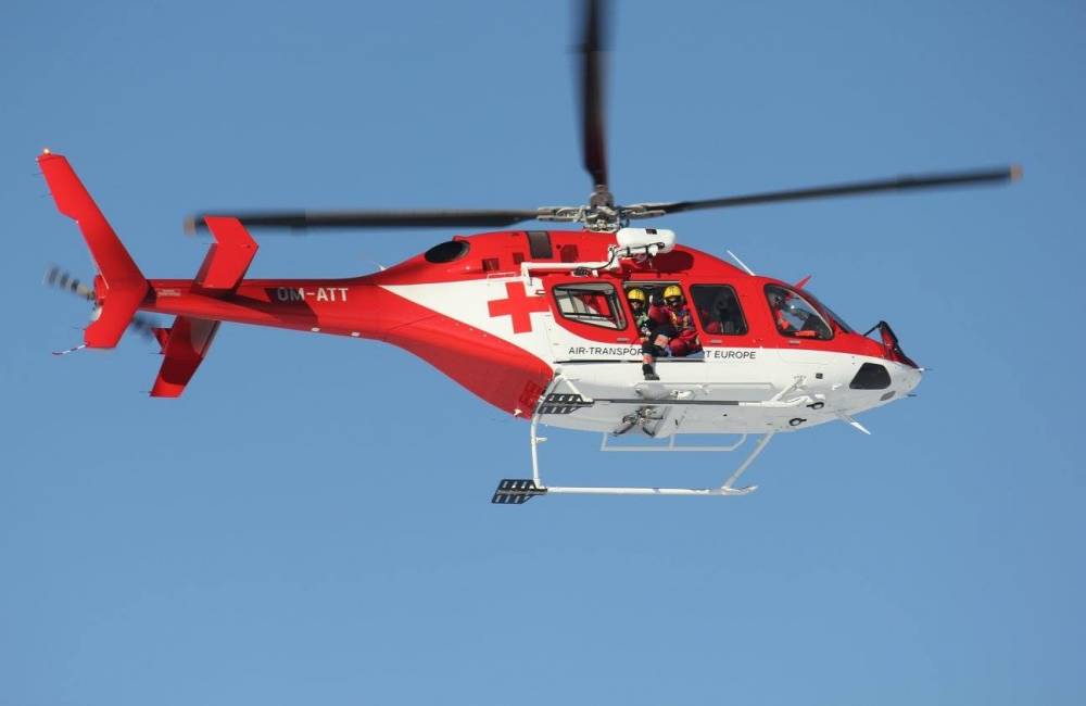 Foto: V Zázrivej spadol 33-ročný muž z lešenia, do žilinskej nemocnice ho prevážali vrtuľníkom