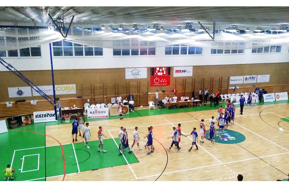 Foto: Basketbalisti PP TV RAJ Žilina prehrali košom v posledných sekundách, prvý zápas sledovala plná hala