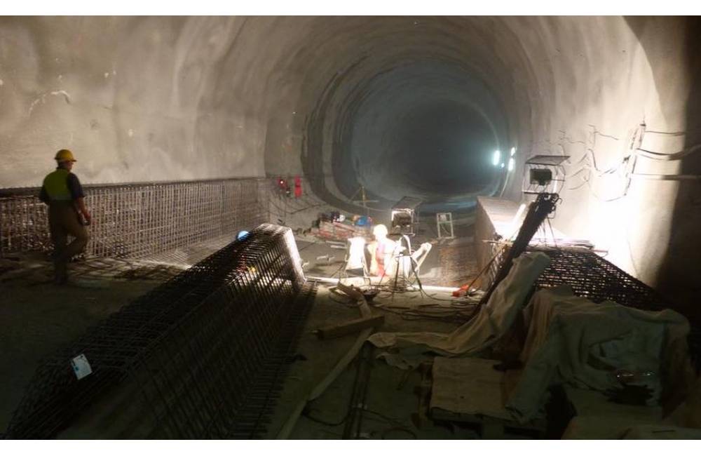 Na tuneli Višňové je vyrazených 11,5 kilometra z celkových 15 kilometrov