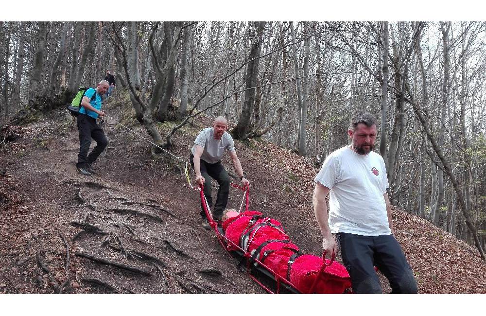 Horskí záchranári pomáhali zraneným ženám, jednej na vrchu Špicák a druhej na hrebeni Malej Fatry