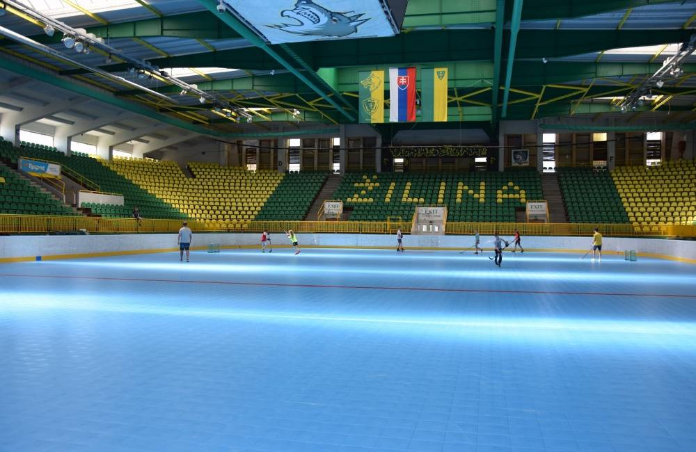 V lete môžu mládežníci na zimnom štadióne v Žiline trénovať vďaka novej in-line ploche