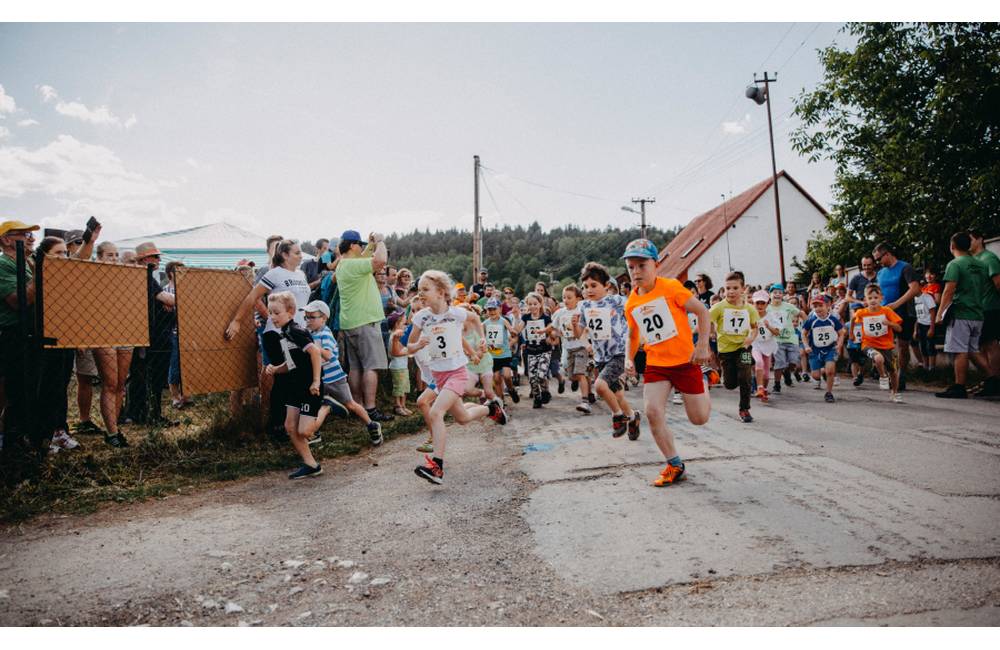 Mladí v Žiline v tom majú jasno: Opäť zorganizovali tradičné preteky na tému „Viem kam bežím“