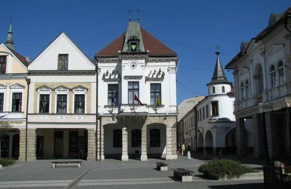 O post hlavného kontrolóra mesta Žilina má záujem 13 uchádzačov, poslanci mimoriadne zasadnú