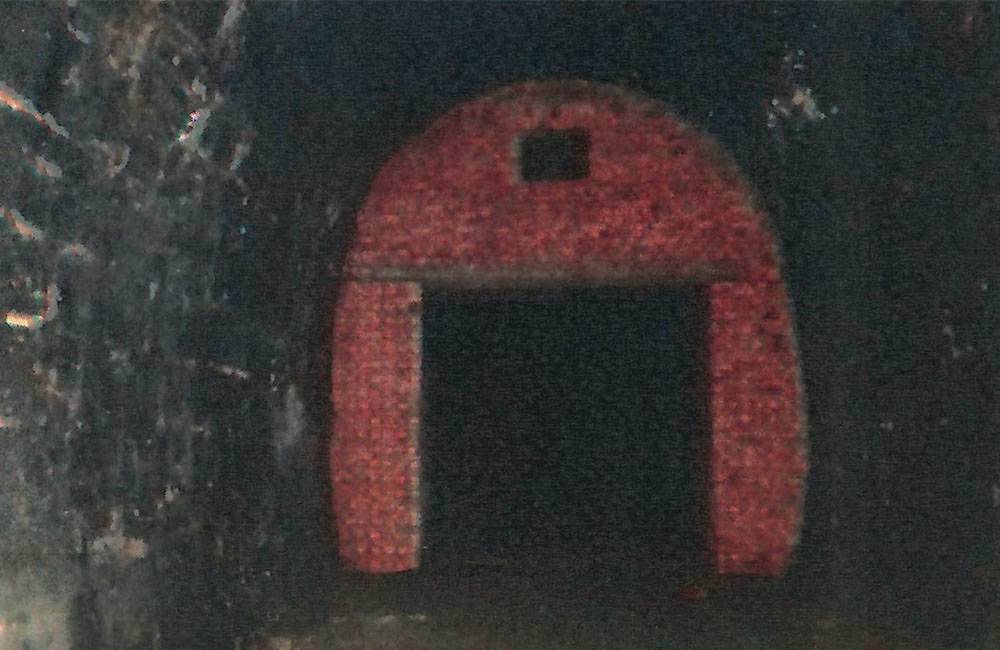 Starý železničný tunel v Kraľovanoch je na predaj, vyvolávacia cena je takmer 114-tisíc eur