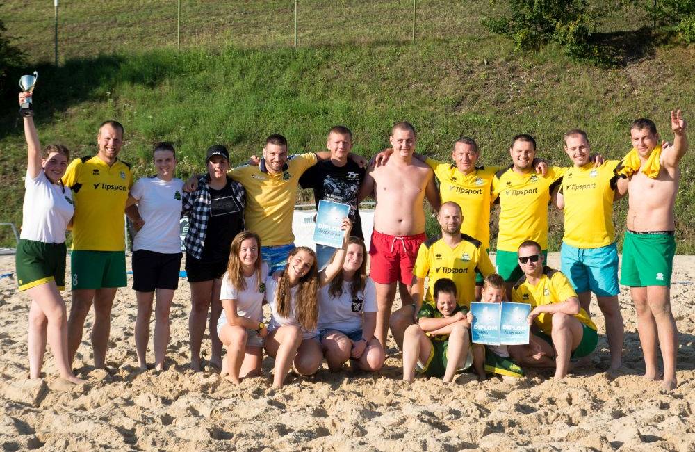 Medzinárodný turnaj v plážovom rugby v Žiline priniesol našim rugbistom 5. a 3. miesto