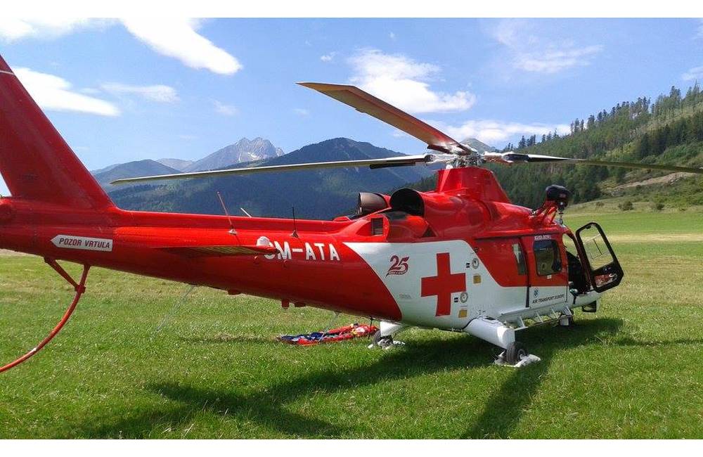 Leteckí záchranári v stredu pomáhali 70-ročnej žene po kolapse, svedkovia do príchodu resuscitovali