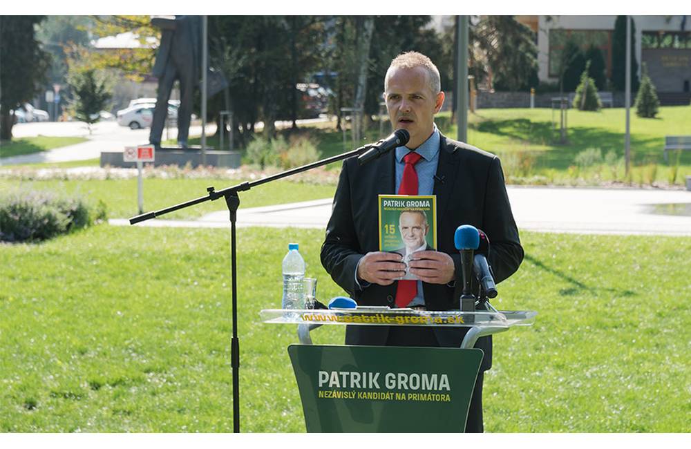 Kandidát na primátora Žiliny Patrik Groma dnes predstavil v Parku Ľudovíta Štúra svoj program