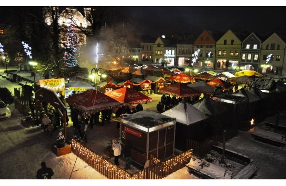 Stánky s občerstveniami na Vianočných trhoch v Žiline prinesú do rozpočtu takmer 185-tisíc eur