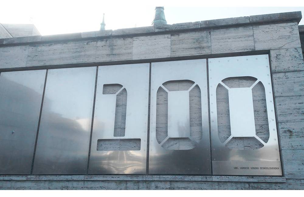 Ciferník na balustráde v Žiline má opäť nové číslo
