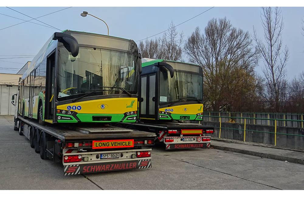 Do Žiliny dorazili dva elektrobusy značky Škoda, ich dojazd na jedno nabitie je do 200 kilometrov