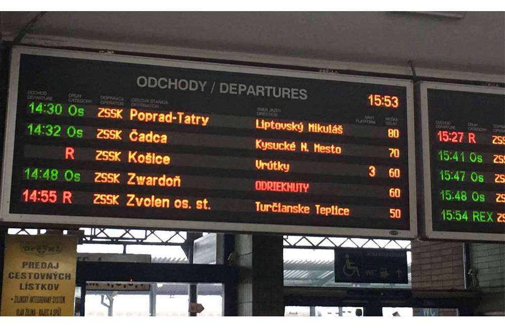 AKTUÁLNE: V železničnej stanici Žilina došlo k poruche na trakčnom vedení, vlaky naberajú meškanie
