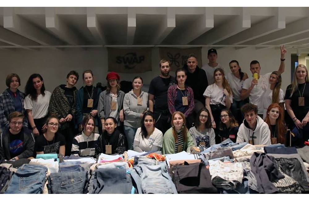 Komunitná výmena oblečenia v Novej synagóge: Jarný SWAP