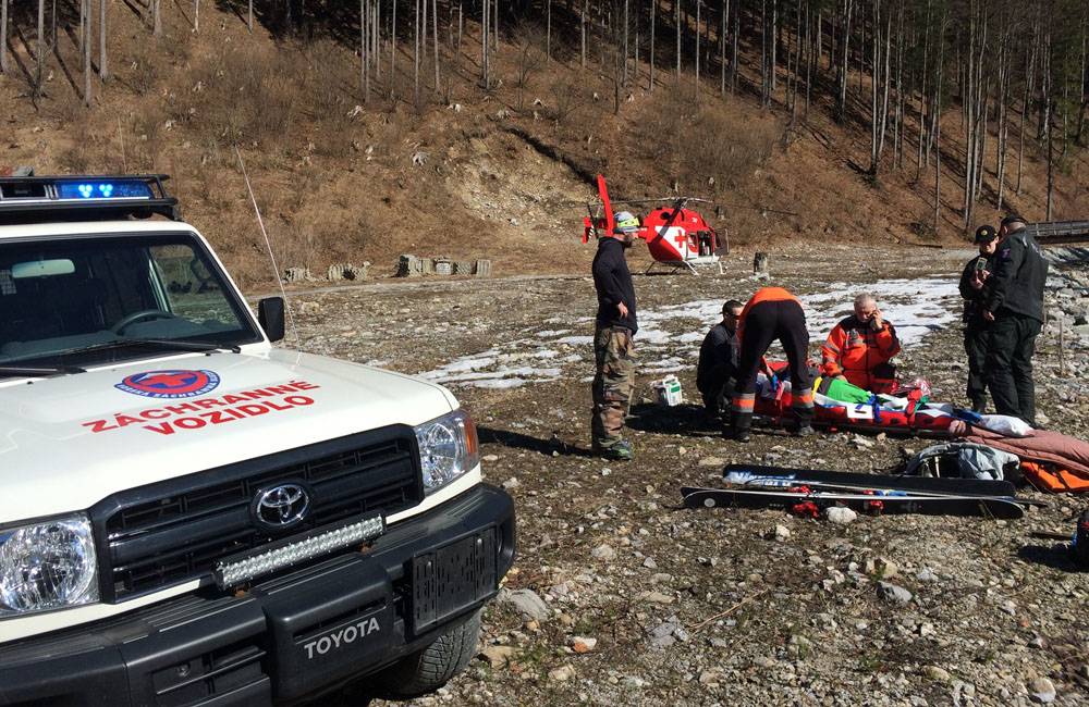 Vo Vrátnej dnes spadol 34-ročný paraglajdista, do nemocnice ho prevážali leteckí záchranári