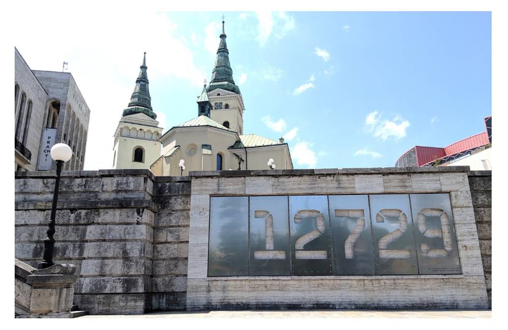 Balustráda pod Farským kostolom v Žiline má nové číslo - 12 729