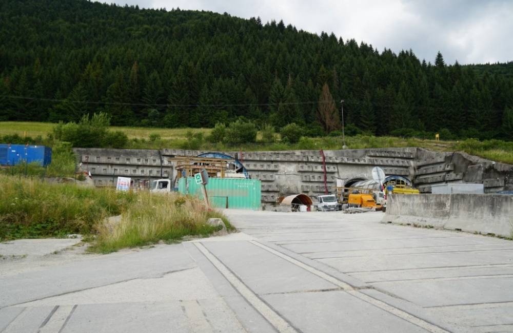 Súťaž na zhotoviteľa D1 Lietavská Lúčka - Dubná skala v auguste, sprejazdnenie má byť v roku 2023