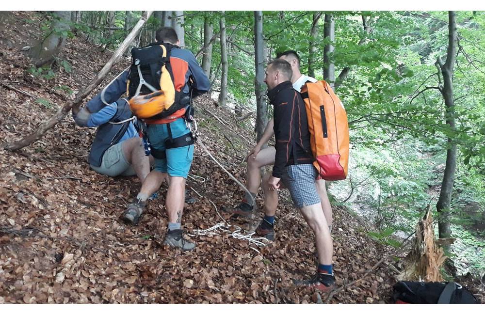 Horskí záchranári pomáhali v Malej Fatre nemeckému turistovi, ktorý nemohol vyjsť zo skalných žľabov