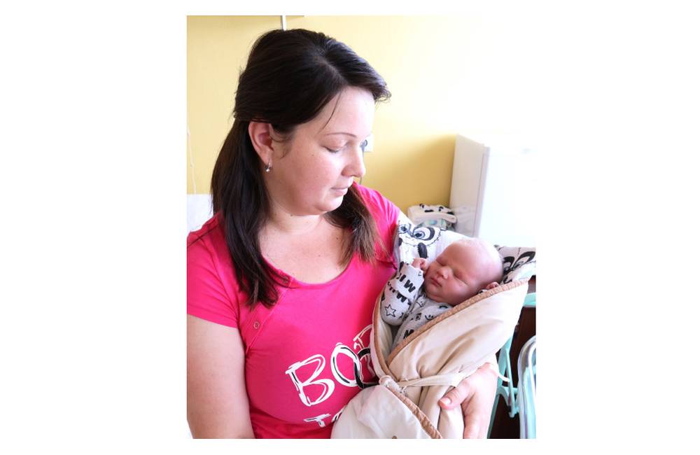 Foto: V žilinskej pôrodnici privítali počas víkendu tisícu mamičku za tento rok, porodila malého Matiasa