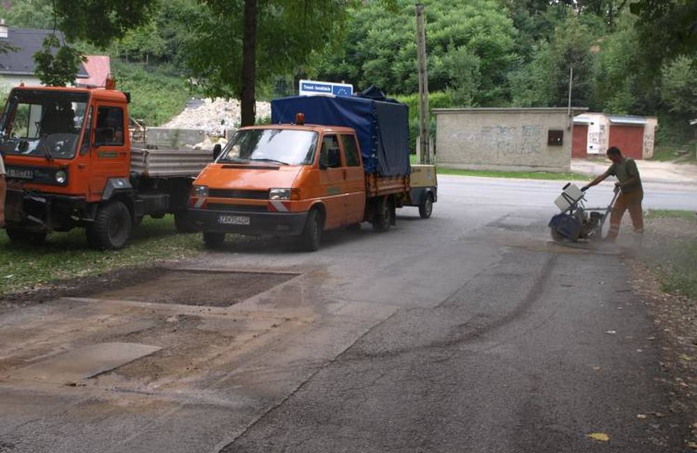 Mesto Žilina začína s asfaltovaním chodníkov a ciest, investícia predstavuje sumu 630-tisíc eur