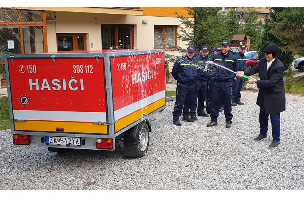 V Žilinskom kraji pribudol ďalší protipovodňový vozík, dostali ho hasiči v Demänovskej Doline