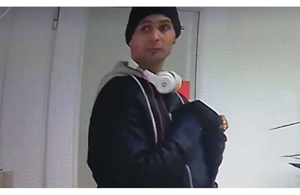 Z nechtového štúdia v Žiline bola odcudzená kabelka, polícia pátra po totožnosti neznámeho muža