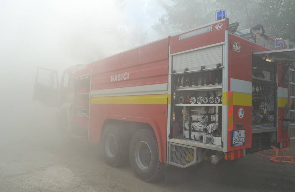 AKTUÁLNE: Cesta pod Strečnom je uzavretá kvôli lesnému požiaru