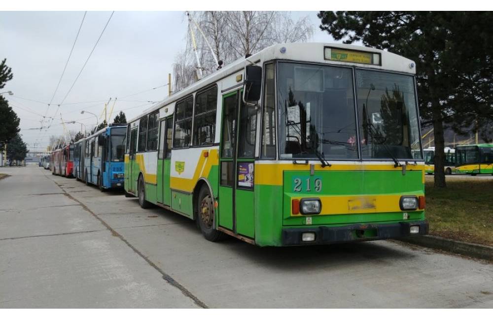 O staré žilinské trolejbusy a autobusy nie je záujem, poputujú na ekologickú likvidáciu