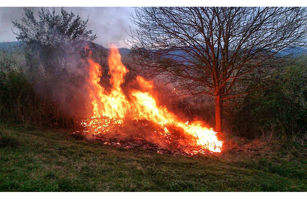 V okresoch Žilina a Bytča bol do odvolania vyhlásený čas zvýšeného nebezpečenstva vzniku požiaru
