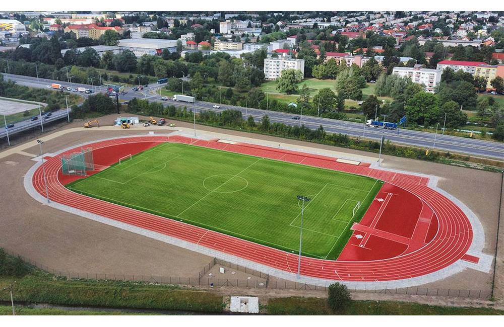FOTO: Nový atletický štadión v Martine za viac ako 2 milióny eur už slúži športovcom