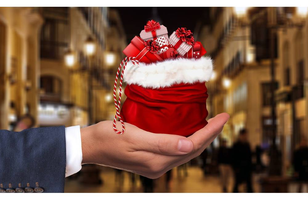Vyberte si tento rok hodnotné vianočné darčeky, ktoré potešia blízkych
