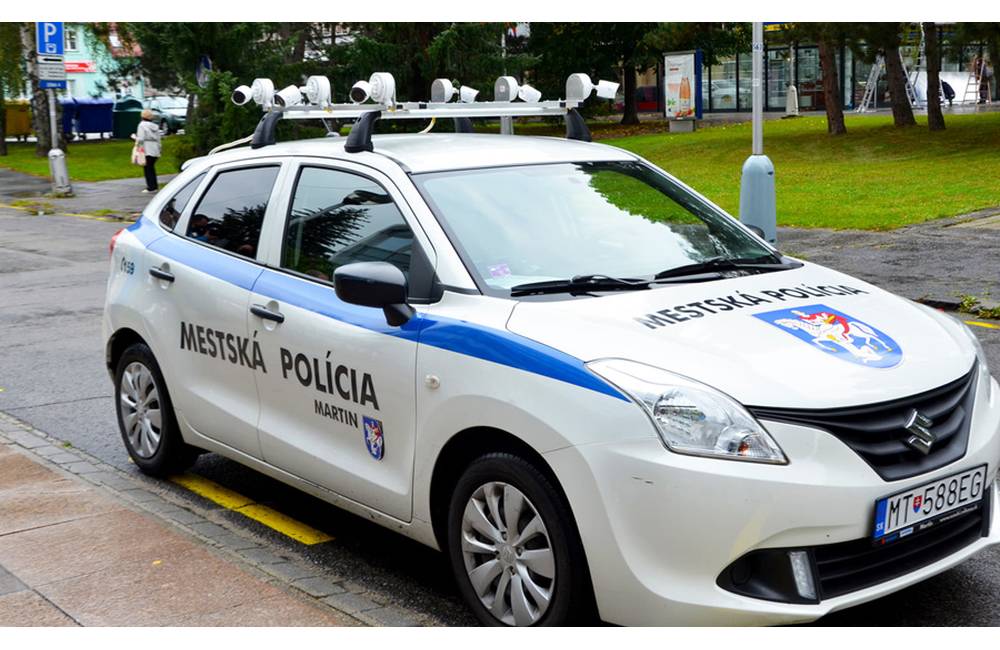 Mestská polícia v Martine bude kontrolovať parkovanie pomocou inteligentného vozidla CamCar