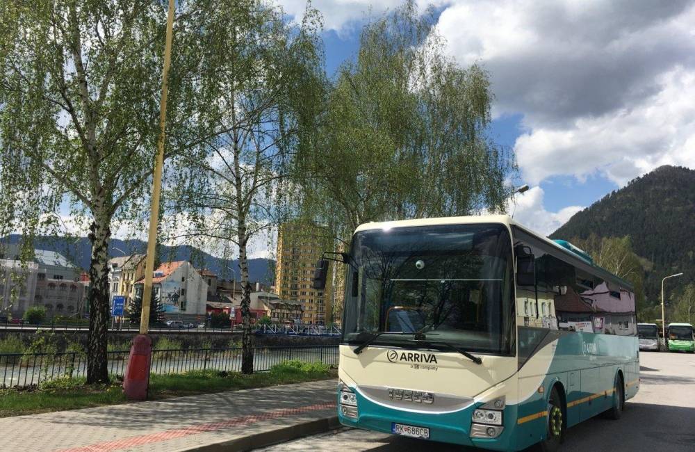 Prímestské autobusy v Žilinskom kraji budú od piatku jazdiť v obmedzenom režime