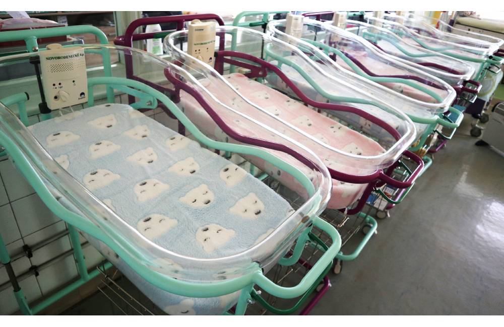 Počet pôrodov v žilinskej nemocnici láme rekordy, v pomere na 100 dievčat sa narodilo 113 chlapcov