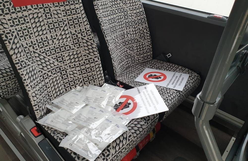 V Ružomberku pripravili pre cestujúcich v MHD bezplatné respirátory