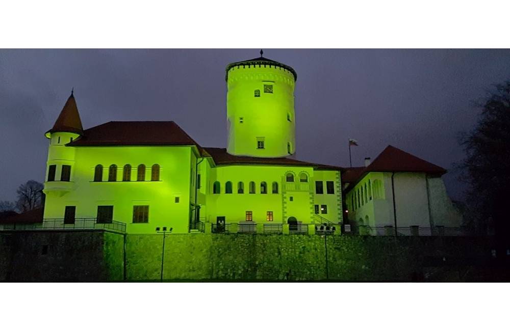 Budatínsky hrad dnes zasvieti na zeleno, symbolizovať bude priateľstvo s Írskom