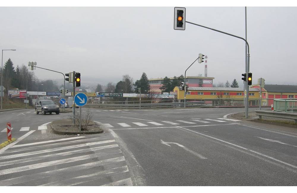 Svetelná križovatka na Rajeckej ceste bude pre práce v stredu 31. marca vypnutá