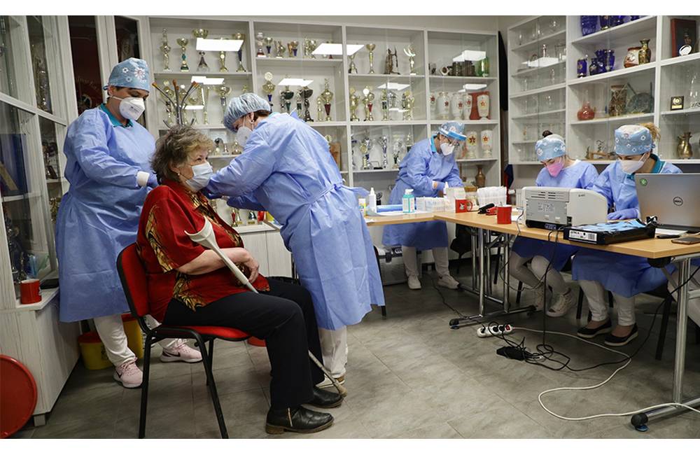 V Žilinskom kraji odštartovali výjazdové očkovacie skupiny, na Kysuciach preočkovali stovky ľudí